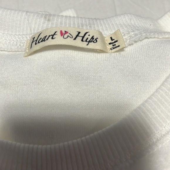 Heart & Hips White Crew Neck Sweater - Size L - Picture 3 of 4